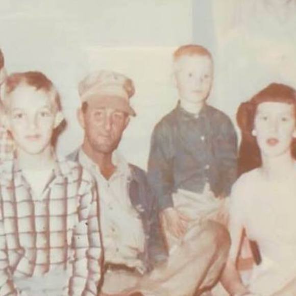 Meet your Posher, Lula - Picture 1 of 1